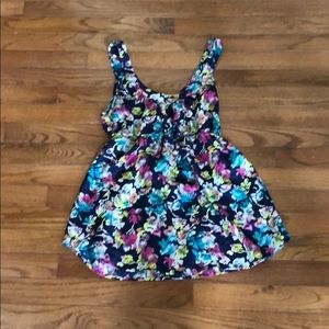 I Love H81 Tie back Tank Top - Size M